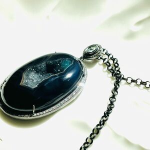 ♥️  Black Druzy Agate Pavé Diamonds White Topaz pendant necklace
